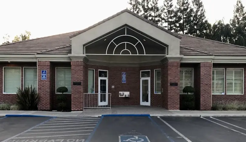 Modesto Kenneth D. Thompson, DDS