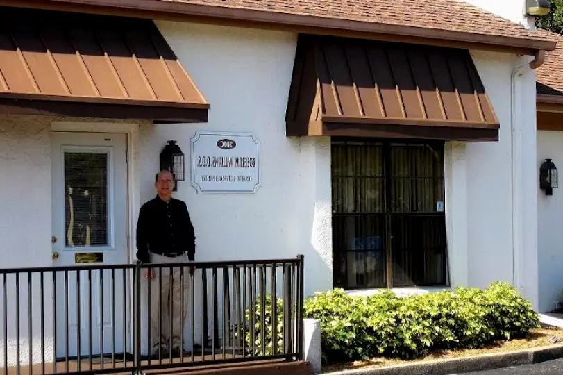 St. Petersburg Robert M. Williams, DDS