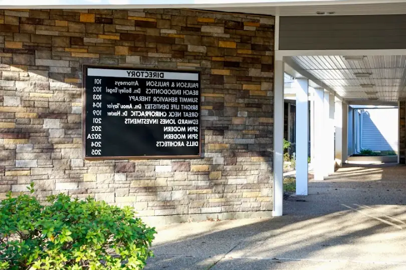 Virginia Beach Bright Life Dentistry: Roxzanne J. Amos, DMD