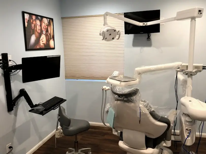 Farwest Dental Group, Compton, Ca
