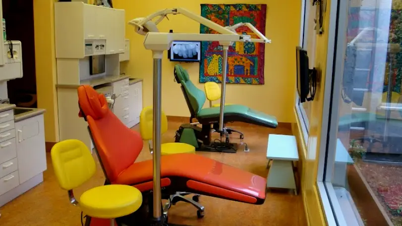 Vallejo Suzanne Clift, DDS
