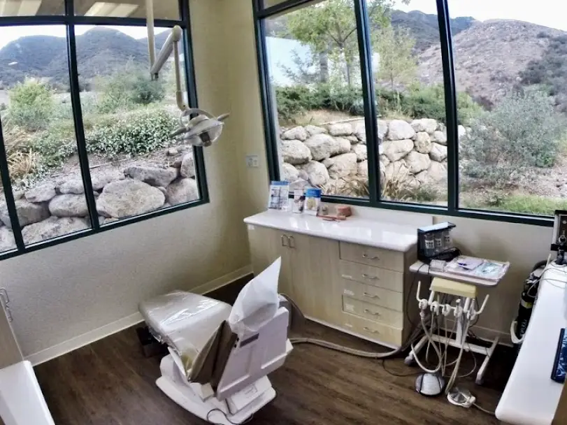 Agoura Hills Philip Shindler, DDS