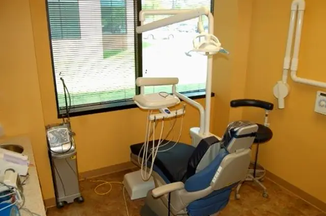 Glenn Dale Progressive Dental Solutions | Dr. Wayman Brown