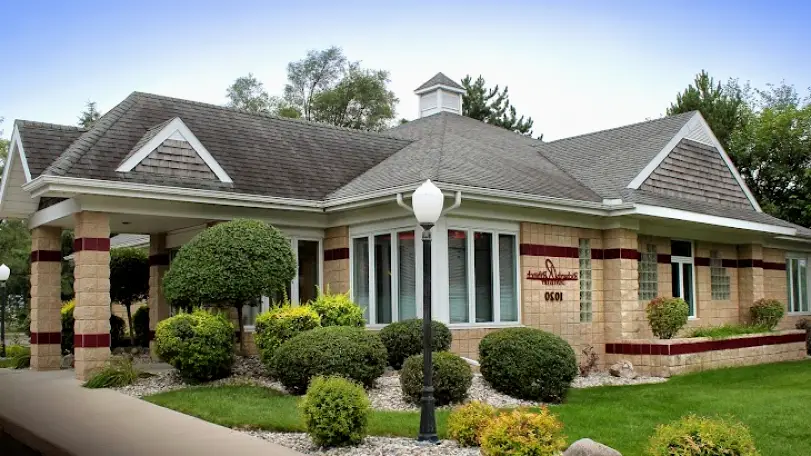 Mt Pleasant Mid Michigan Smiles: Raymond Ribitch, DDS