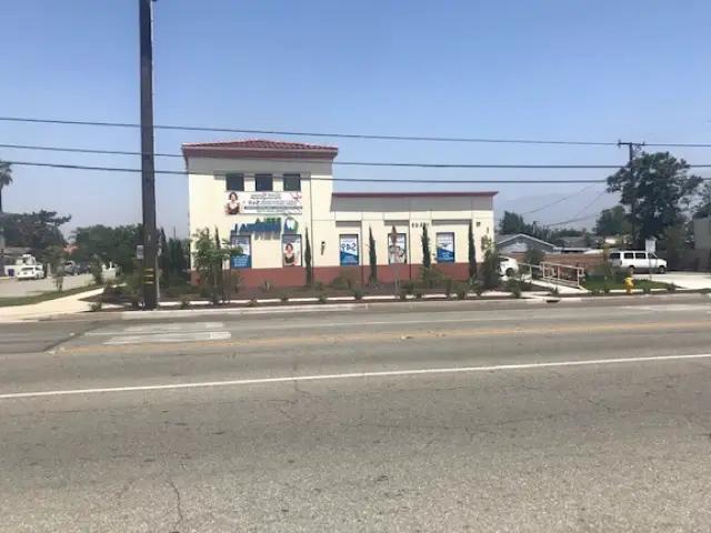  Fontana Perla Dental
