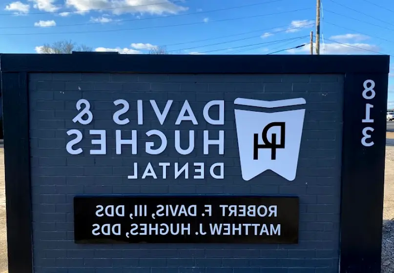 Longview Davis & Hughes Dental
