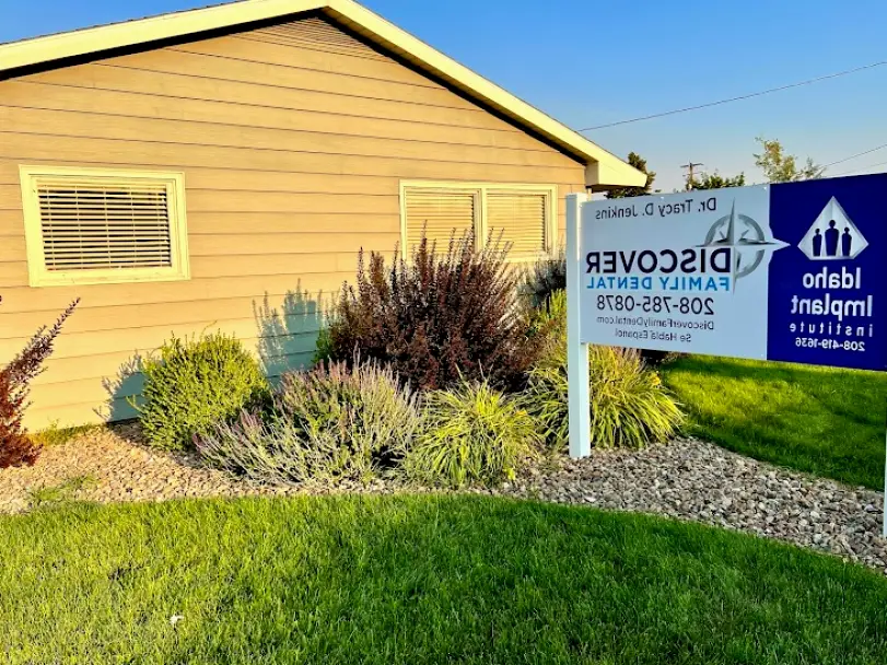 Discover Family Dental - Blackfoot