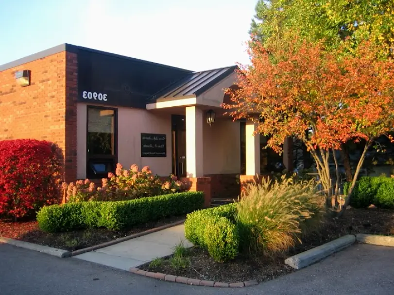  Farmington Hills Dr. Susan L. Luft-Marcotte, DDS