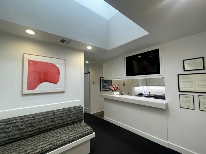 Manhattan Beach Jonathan Ochi, DDS