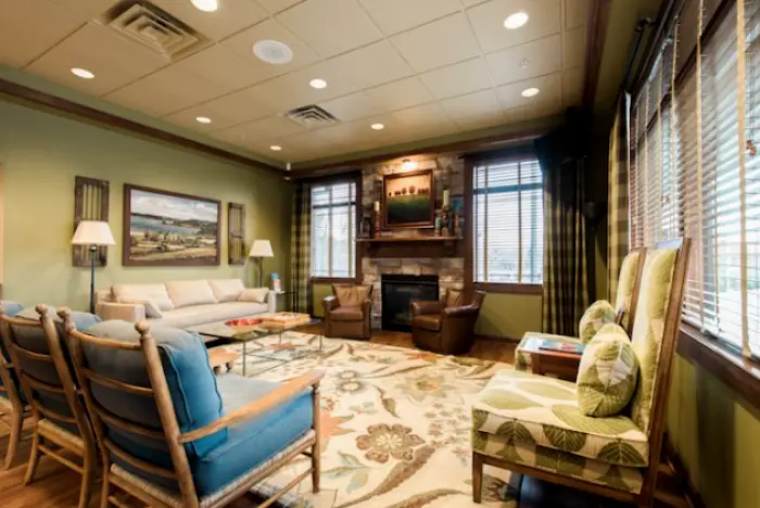 Knoxville East Tennessee Periodontics LLC: Pamela Cain, DDS