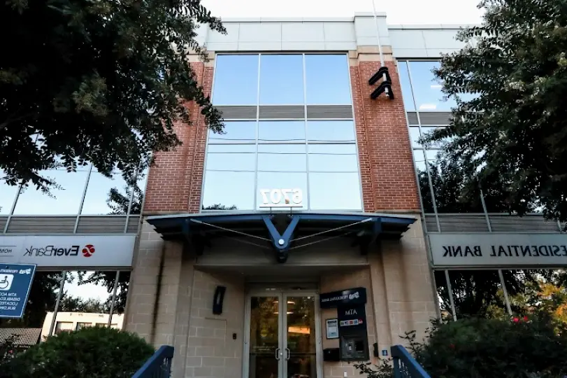 McLean DDS