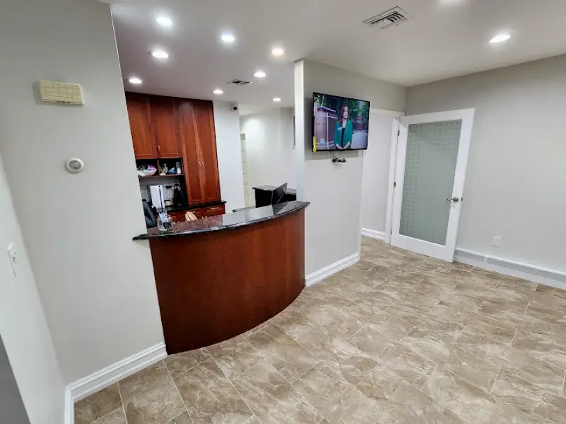 Oakland Gardens Expressway Dental: Implant, Cosmetic, PPO, Emergency Dentistry