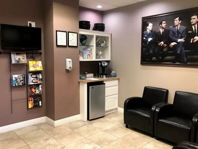  Seascape Cosmetic and Implant Dentistry - Huntington Beach