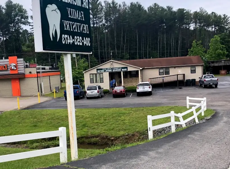 Crab Orchard Michael L. Smith, DDS