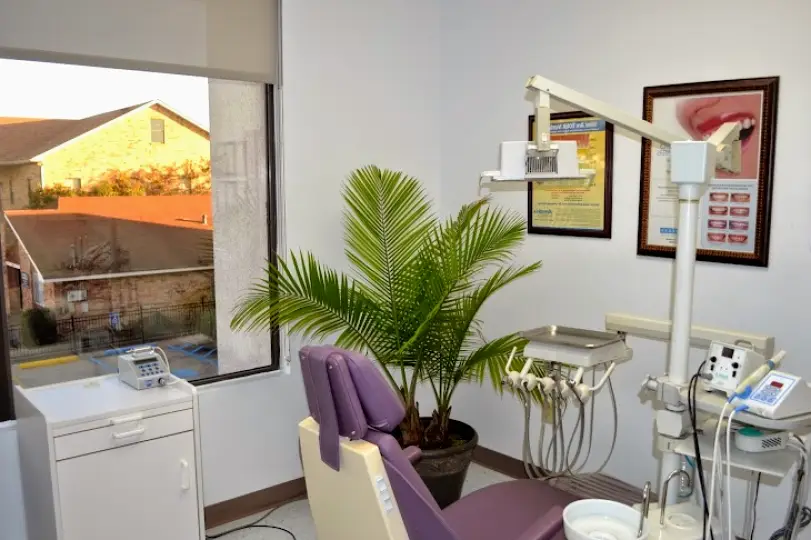 Metairie Joseph P. Simone II, DDS