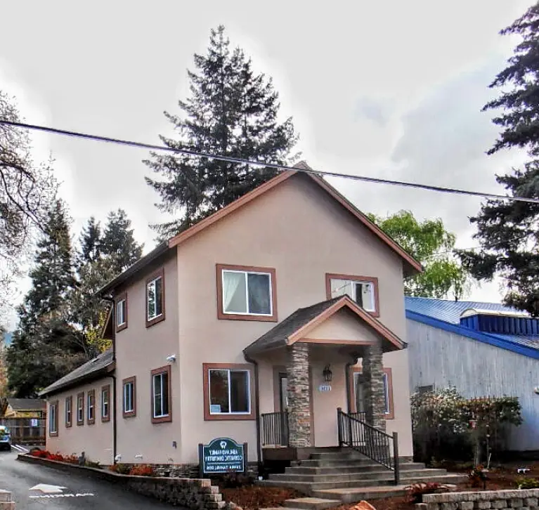TAHVILI, Zahra, DDS - Ashland Family & Cosmetic
