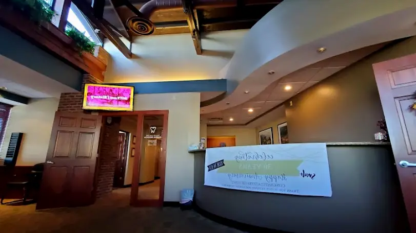 Gahanna Robert B Lowe DDS