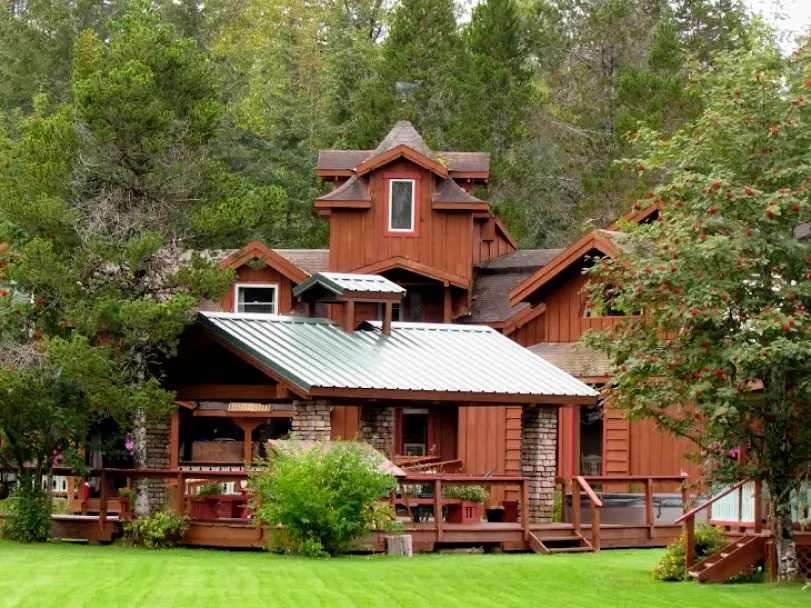 Gustavus Glacier Bay Country Inn