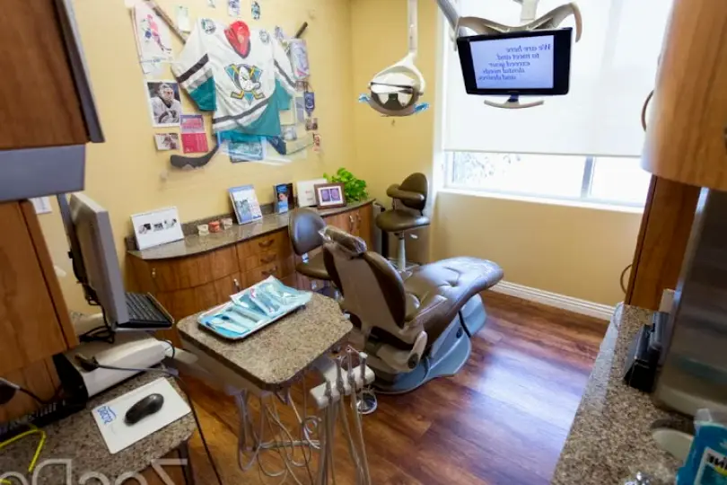 Bekmezian Orthodontics: Costa Mesa Orthodontist - Invisalign Braces