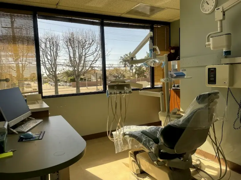 Oxnard Luz Dunlap DDS Inc.
