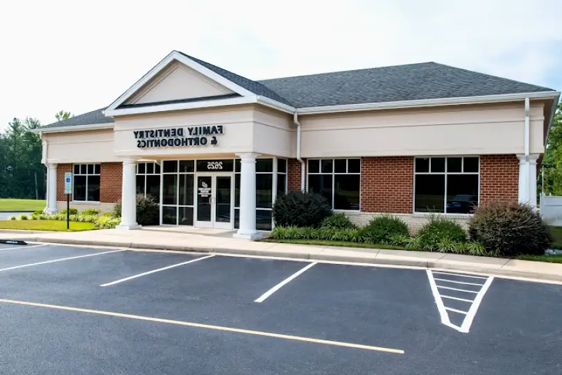 Powhatan S. Nikki Sparks, DDS