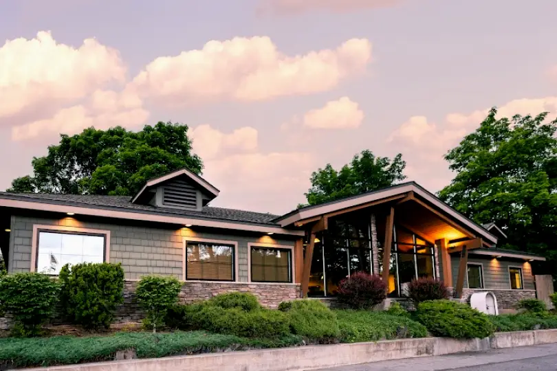  Spokane Manito Family Dentistry, Kelly A. Hennessey DDS