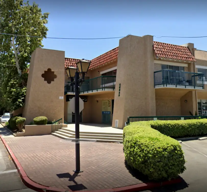 Newhall Henao Dental