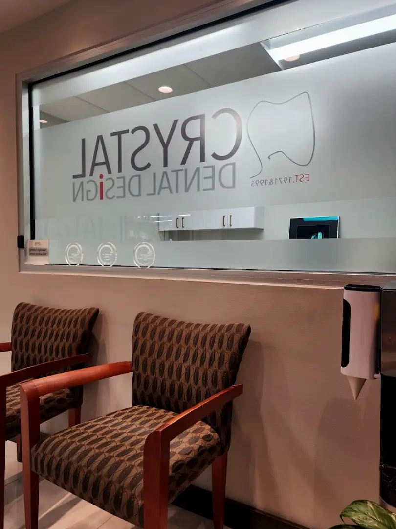  Centreville Crystal Dental Design