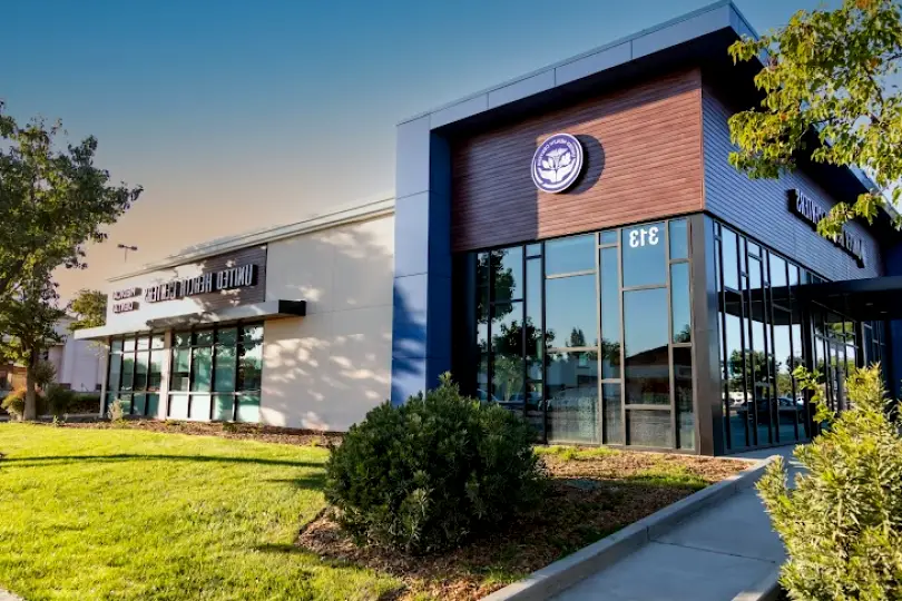 United Health Centers - Clovis Shaw