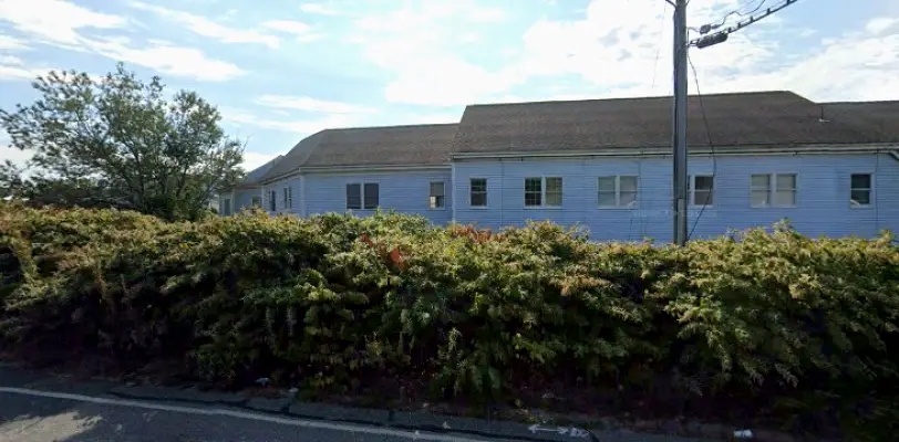  Hyannis Lorraine Lewis DDS