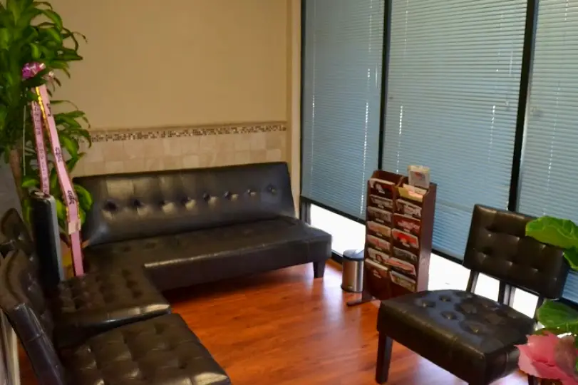  Riverside Dr. Jin's Dental Care