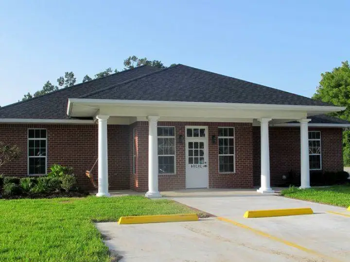 Prairieville Absolute Quality Care Family Dentistry: Gray Bailey, DDS