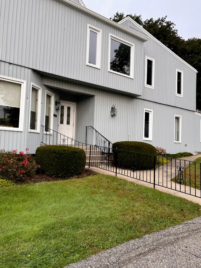  Watertown Dr. Richard E. Capozzi Jr, DDS