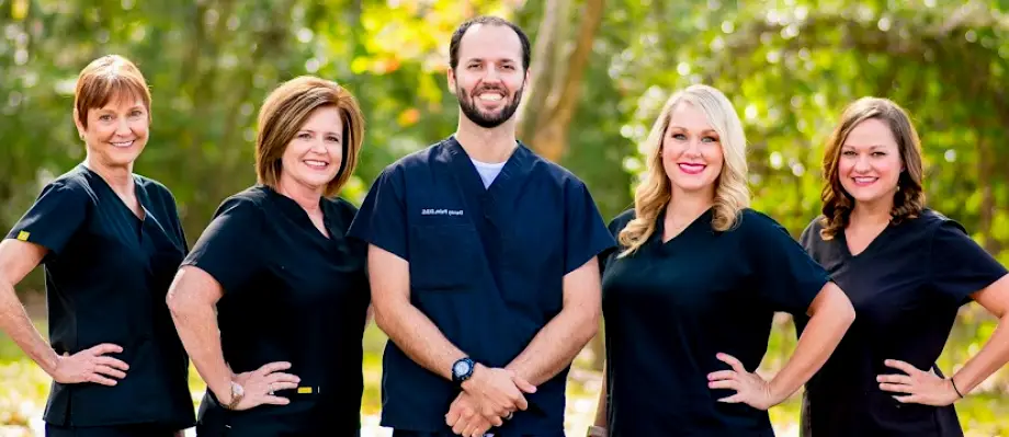 Prairieville Palm Family Dentistry: Daniel Palm, DDS