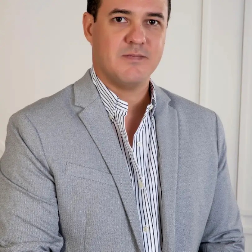 Los Algodones Dr. Roberto Arce