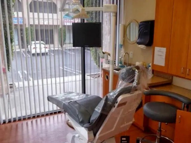 Northridge Napeloni Dental