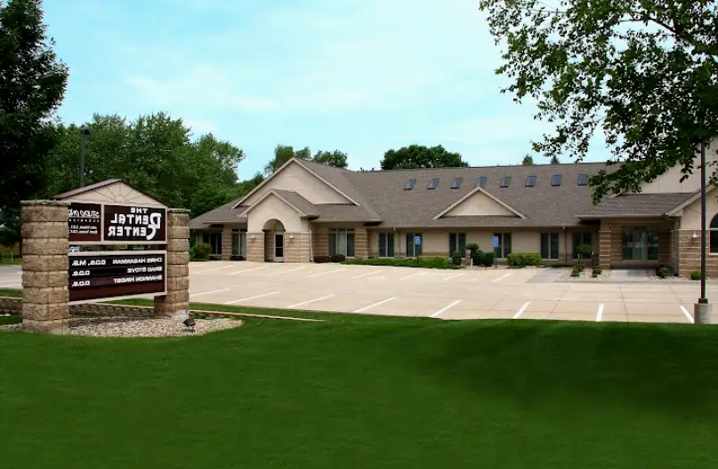 Cedar Rapids Dental Center: Stovie Brad DDS