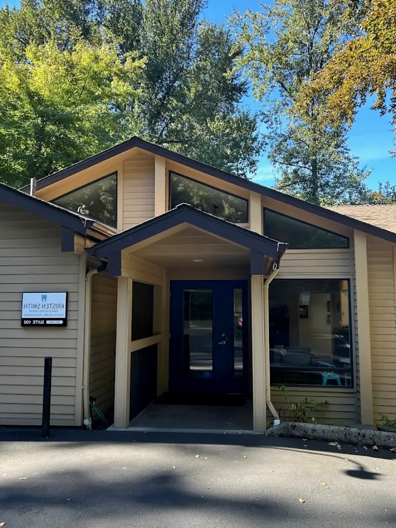 Salem Kristen Smith Family Dental Group