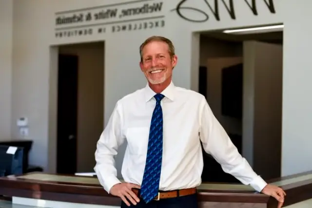 Cornelius Dr. Kenneth M. Welborne, DDS