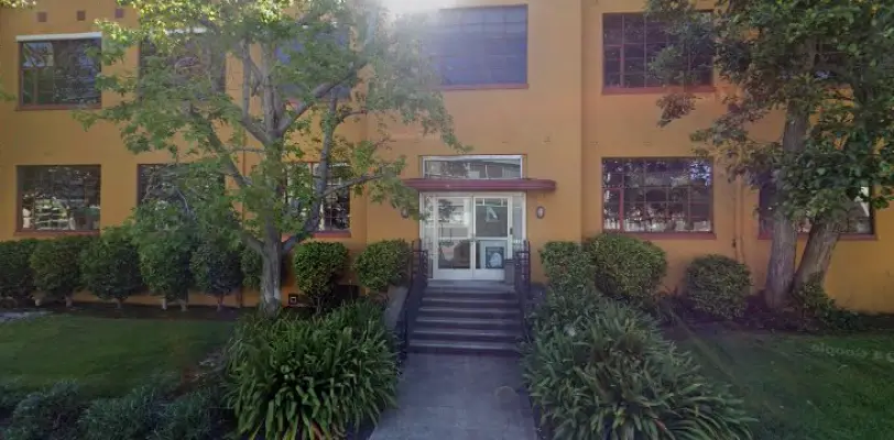 Emeryville Dr. Sepideh Razavi, DDS
