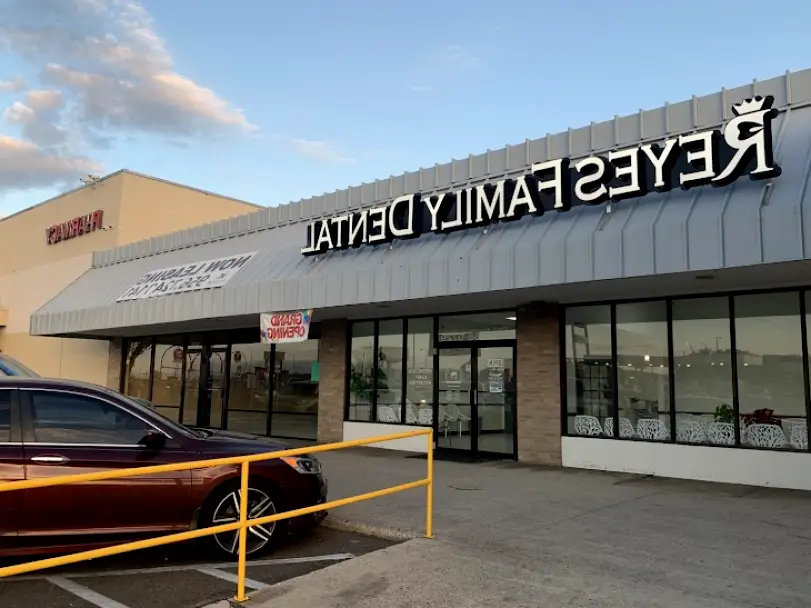 Laredo Charles A. Reyes, D.D.S.