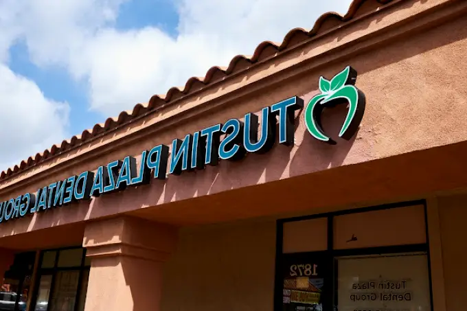  Orange Tustin Plaza Dental Group