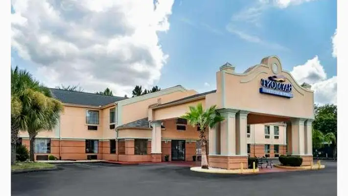 Baymont by Wyndham Hinesville Fort Stewart Area