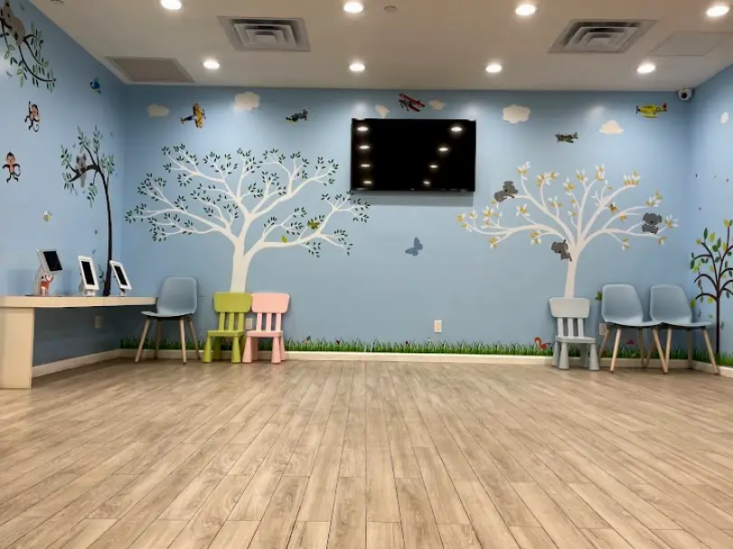 Flushing Kids Dental Care 愛心兒童牙科