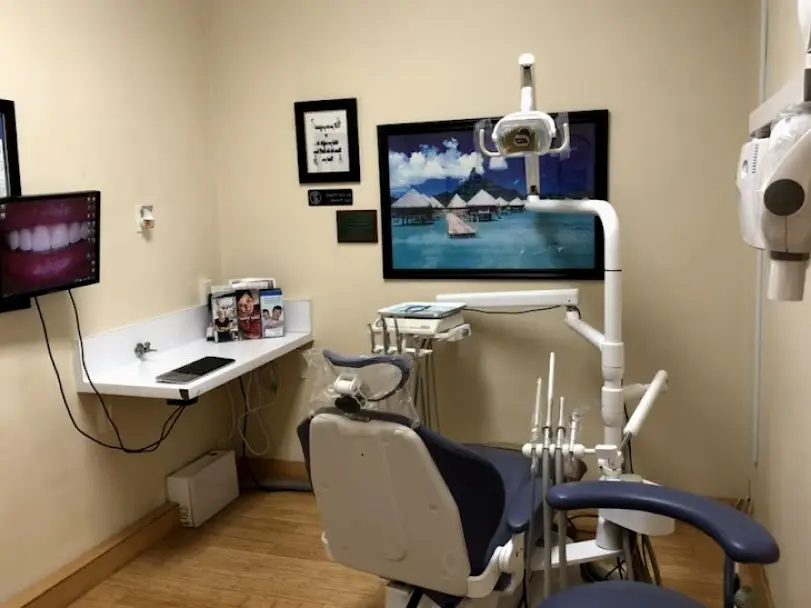 Woodland Hills Smiles Creator