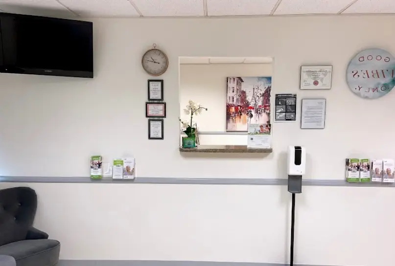 San Bernardino Dental Lounge: Gun Gil Lee, DDS