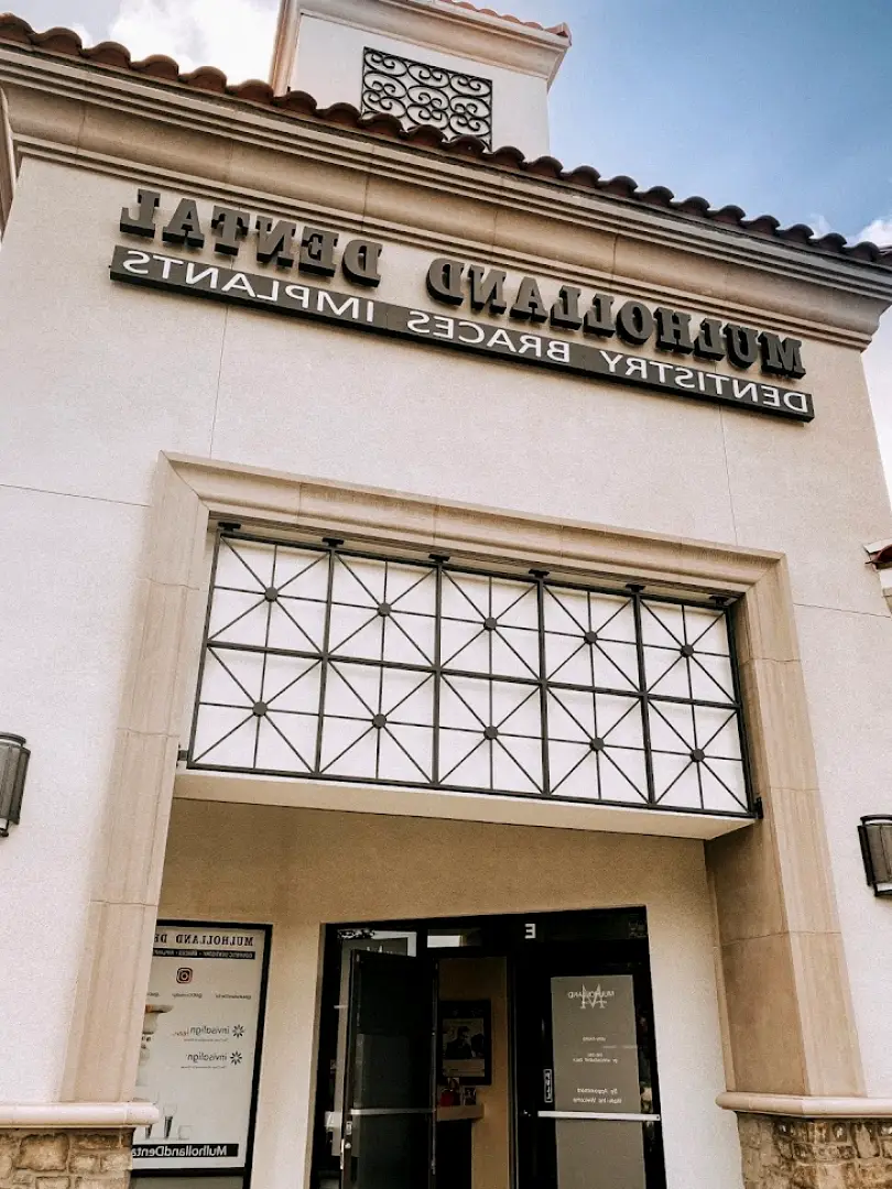Woodland Hills Mulholland Dental Care
