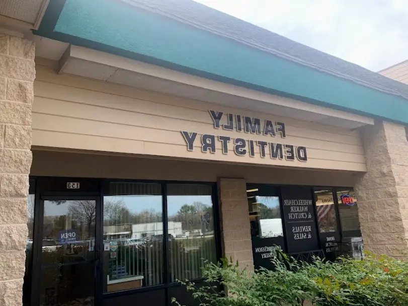 Williamsburg Amador Family Dentistry: Maria Amador DDS