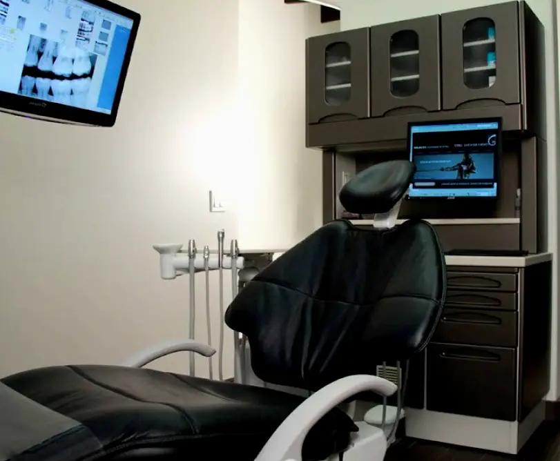 Woodland Hills Dori Dental Arts