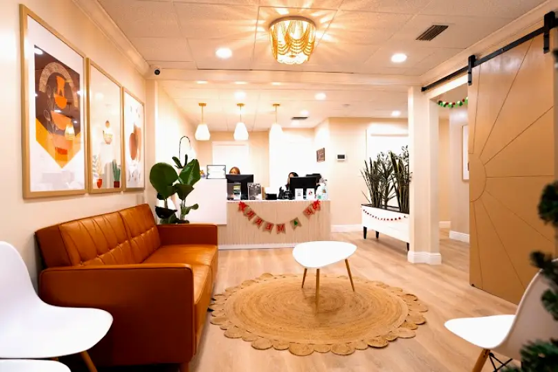 Temple Terrace SolSmile Lounge